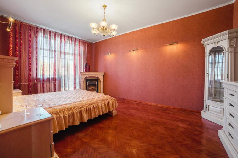 Apartment In The Historic Centre Internatsionalnaya Minsk Esterno foto